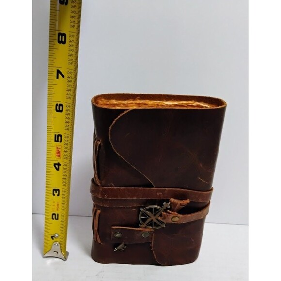 LEATHERBOUND D&D FANTASY RPG WRITING JOURNAL W AGED STYLE PAPER & KEY READ!!!! - Picture 4 of 8